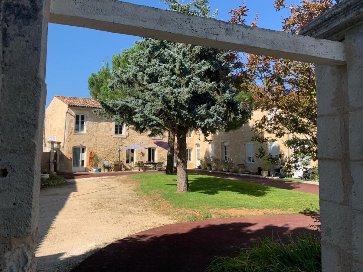 Jardin D'Arcy - Chambres D'Hotes Avec Piscine Et Spa Bois Kültér fotó