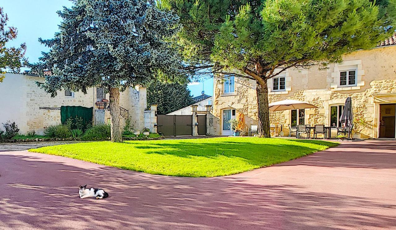 Jardin D'Arcy - Chambres D'Hotes Avec Piscine Et Spa Bois Kültér fotó