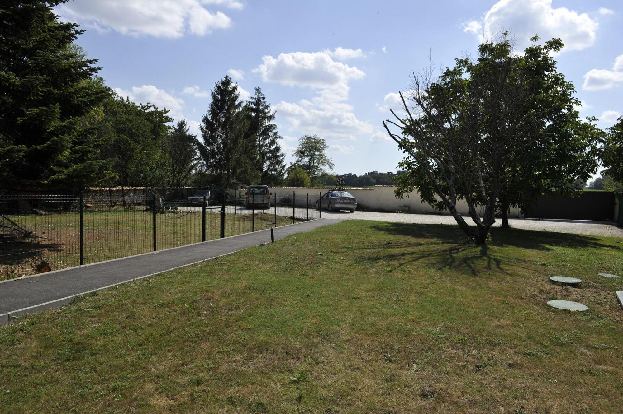 Jardin D'Arcy - Chambres D'Hotes Avec Piscine Et Spa Bois Kültér fotó